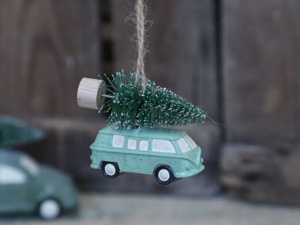 Chic Antique bil med juletræ