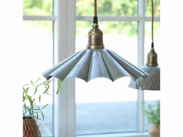 Chic Antique Lunel Lampe Emalje Opal